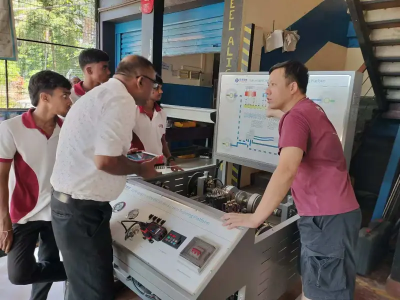 Automotive Air Conditioning Training Equipment client 2