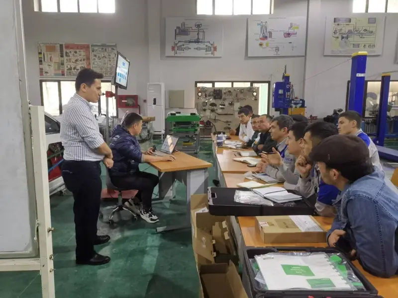 Hybrid Vehicle Trainer client 3