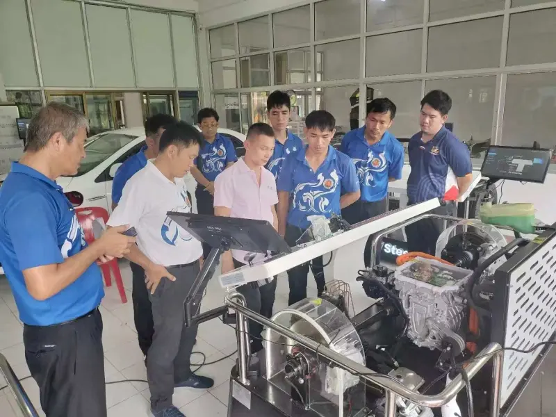 Hybrid Vehicle Training Equipment client 2